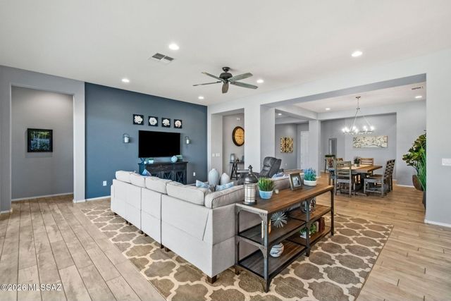 11656 N Silverwood Drive, Oro Valley, AZ 85737