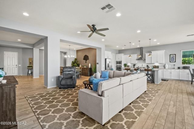 11656 N Silverwood Drive, Oro Valley, AZ 85737