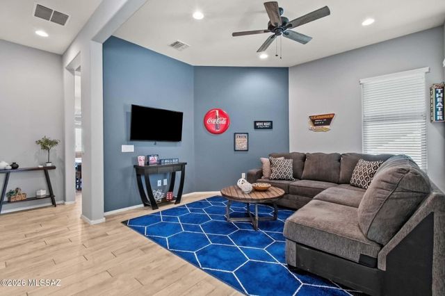 11656 N Silverwood Drive, Oro Valley, AZ 85737