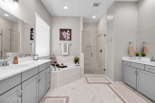 11656 N Silverwood Drive, Oro Valley, AZ 85737