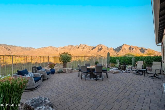 11656 N Silverwood Drive, Oro Valley, AZ 85737