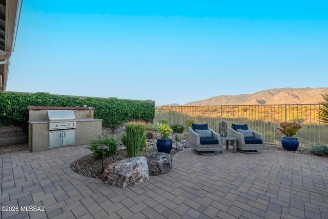 11656 N Silverwood Drive, Oro Valley, AZ 85737