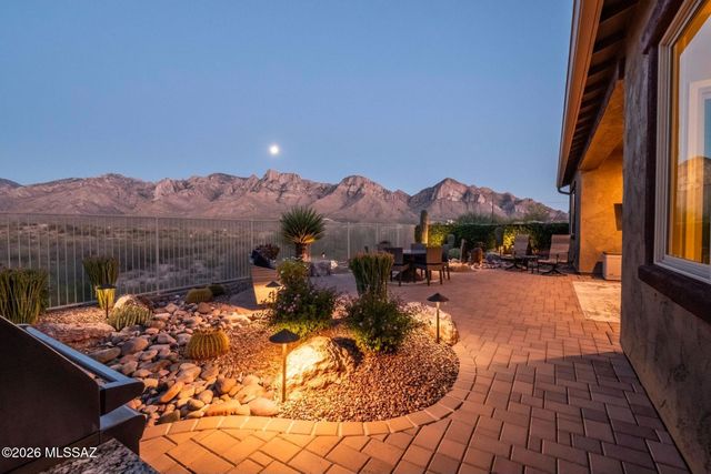 11656 N Silverwood Drive, Oro Valley, AZ 85737