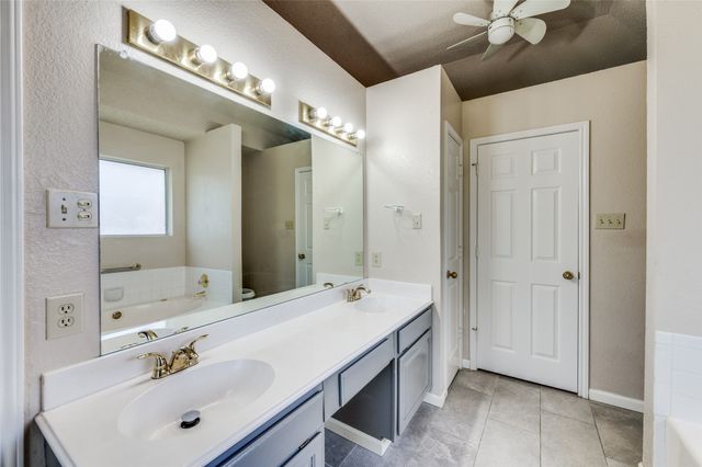 7413 Emerywood Lane, Fort Worth, TX 76137