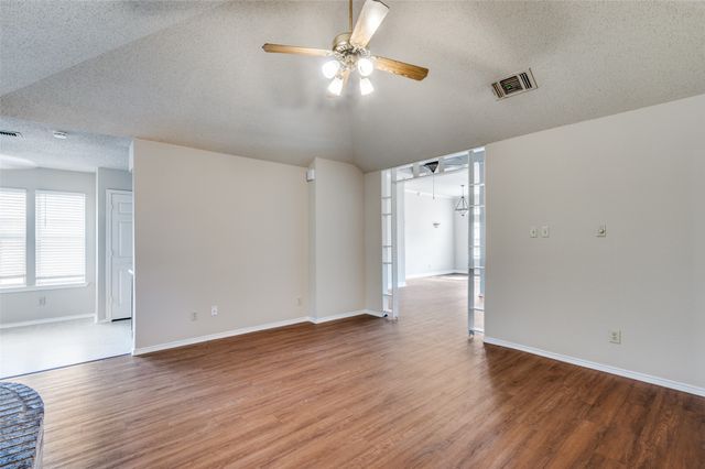 7413 Emerywood Lane, Fort Worth, TX 76137