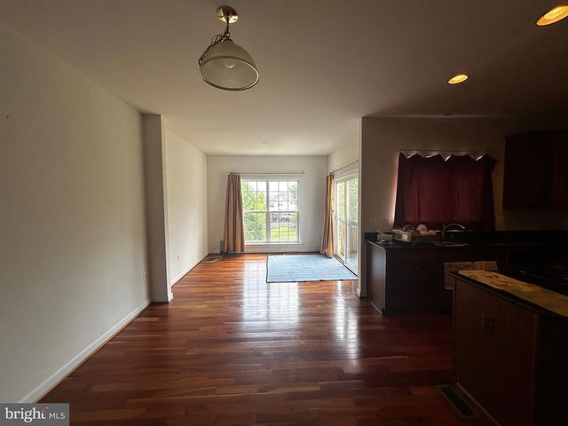 8177 MCCAULEY WAY, Lorton, VA 22079