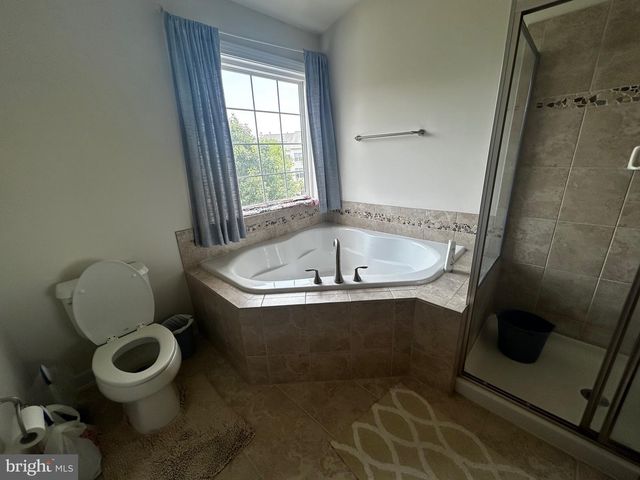 8177 MCCAULEY WAY, Lorton, VA 22079