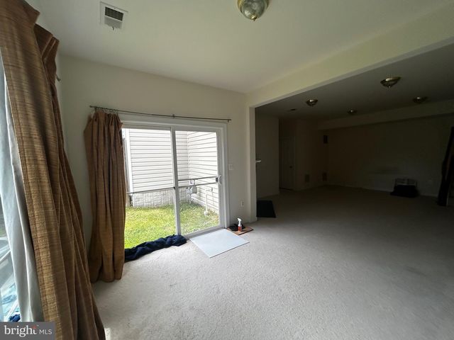 8177 MCCAULEY WAY, Lorton, VA 22079