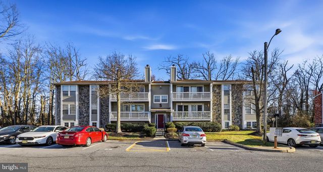 49 KENWOOD DR, Sicklerville, NJ 08081