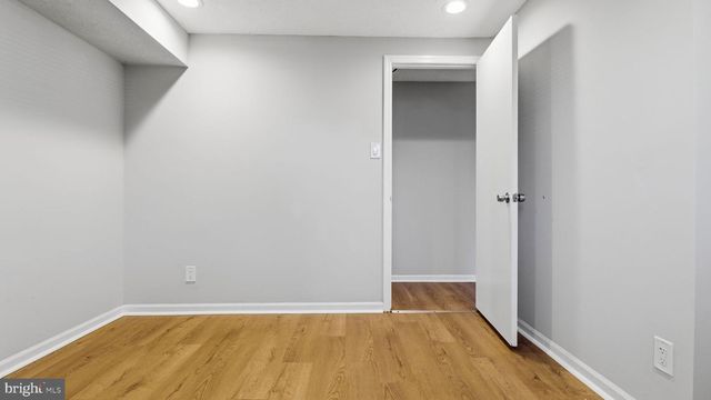 49 KENWOOD DR, Sicklerville, NJ 08081