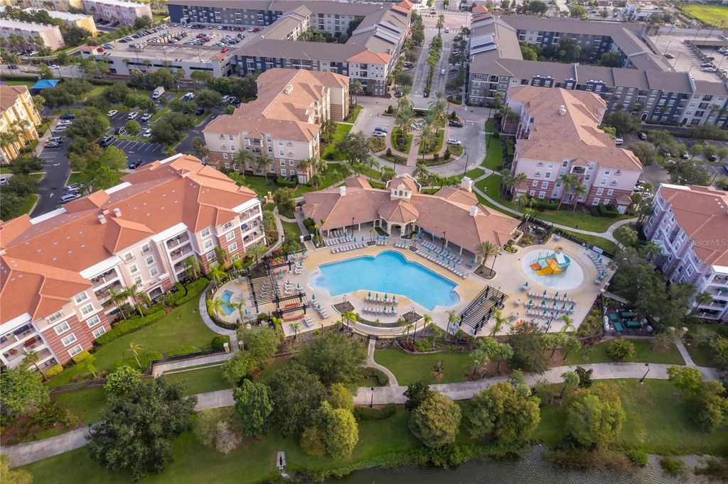 Image 2 of property listing at 5036 SHOREWAY LOOP 20705, Orlando, FL 32819