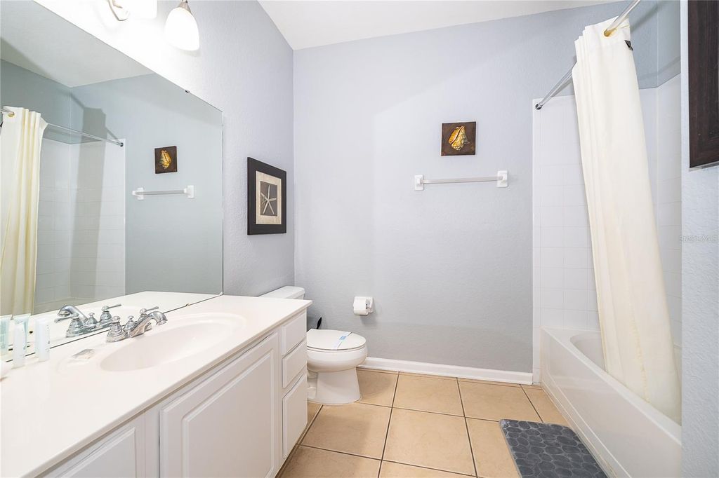 Image 16 of property listing at 5036 SHOREWAY LOOP 20705, Orlando, FL 32819