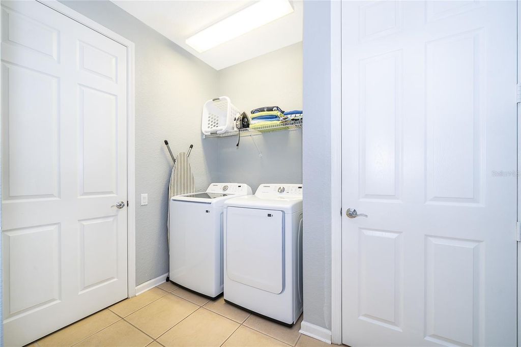 Image 17 of property listing at 5036 SHOREWAY LOOP 20705, Orlando, FL 32819