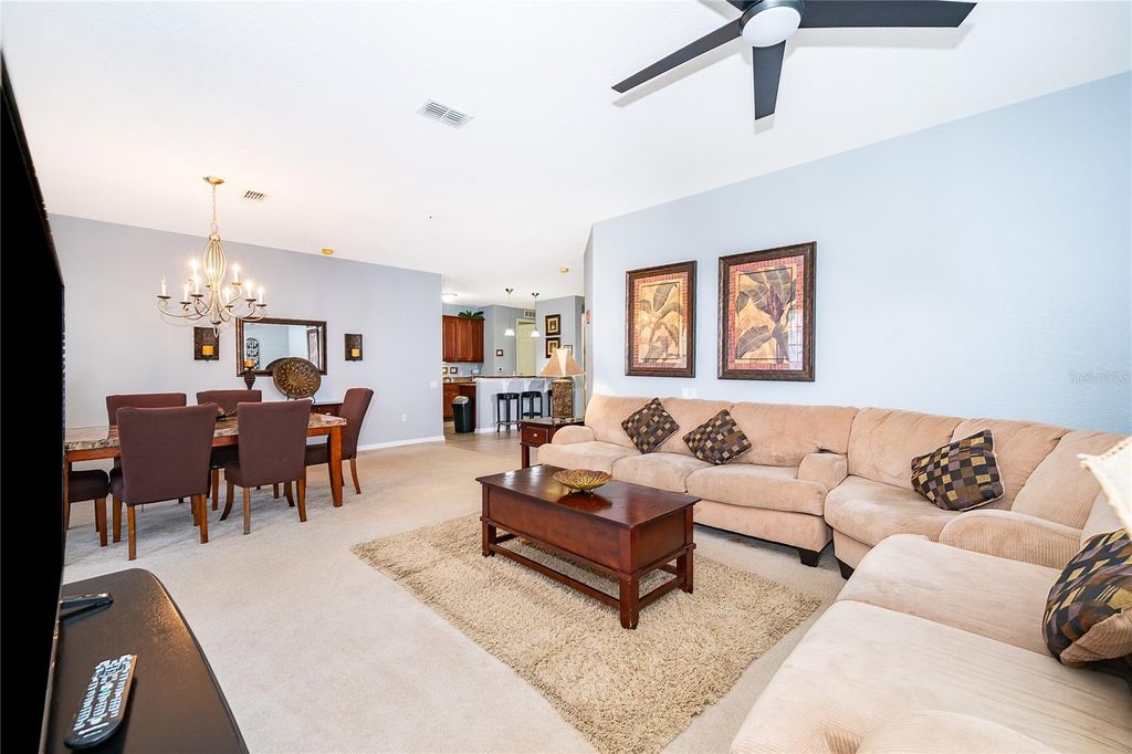 Image 23 of property listing at 5036 SHOREWAY LOOP 20705, Orlando, FL 32819