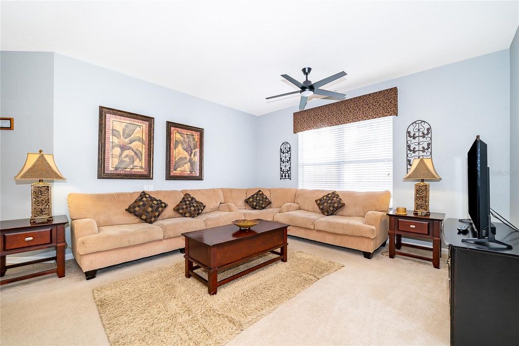 Image 24 of property listing at 5036 SHOREWAY LOOP 20705, Orlando, FL 32819