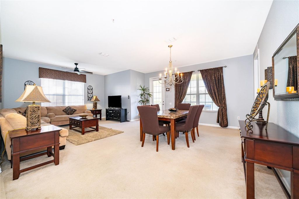 Image 26 of property listing at 5036 SHOREWAY LOOP 20705, Orlando, FL 32819