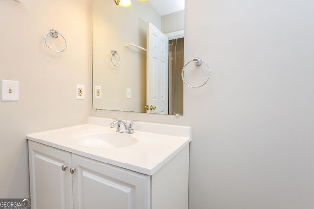 2775 Waterford Park Drive, Lawrenceville, GA 30044