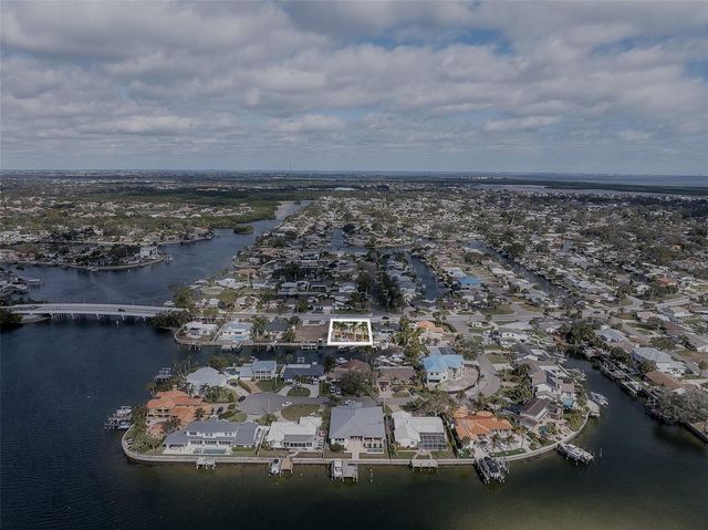 1336 40TH AVENUE NE, St Petersburg, FL 33703