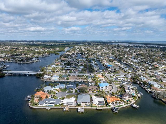 1336 40TH AVENUE NE, St Petersburg, FL 33703