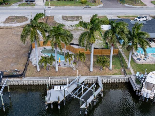 1336 40TH AVENUE NE, St Petersburg, FL 33703