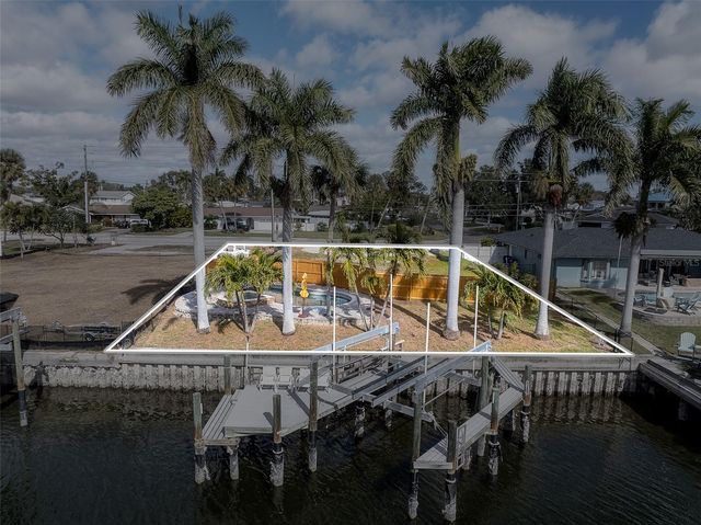 1336 40TH AVENUE NE, St Petersburg, FL 33703