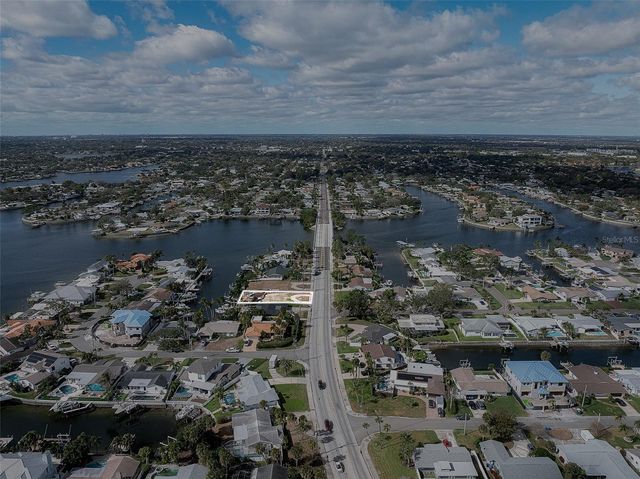 1336 40TH AVENUE NE, St Petersburg, FL 33703