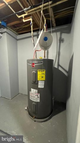 420 MAUDE AVE, Baltimore, MD 21225