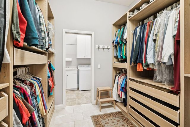 18250 Justice Way, Lakeville, MN 55044