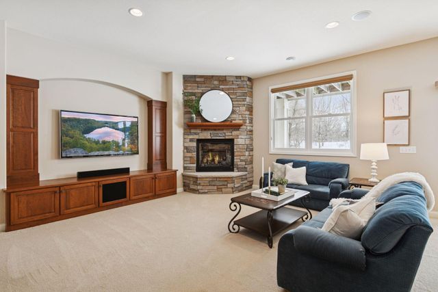 18250 Justice Way, Lakeville, MN 55044