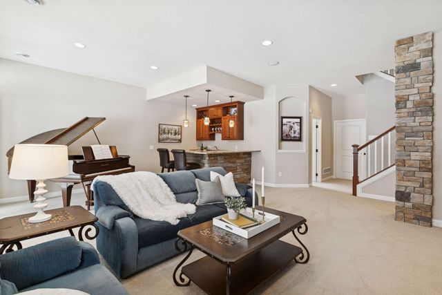 18250 Justice Way, Lakeville, MN 55044