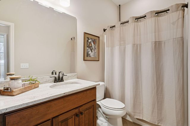 18250 Justice Way, Lakeville, MN 55044