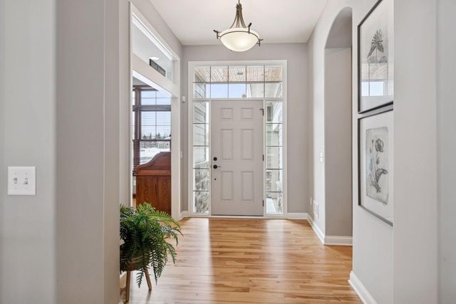 18250 Justice Way, Lakeville, MN 55044