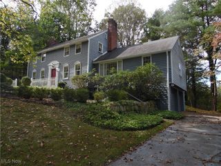 1 Hickory Lane, Marietta, OH 45750