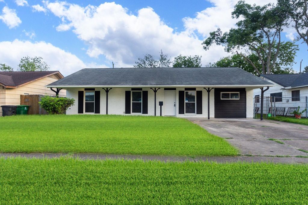 5834 Overdale Street, Houston, TX 77033