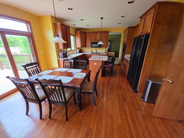 1117 Pinehurst Court, Antioch, IL 60002