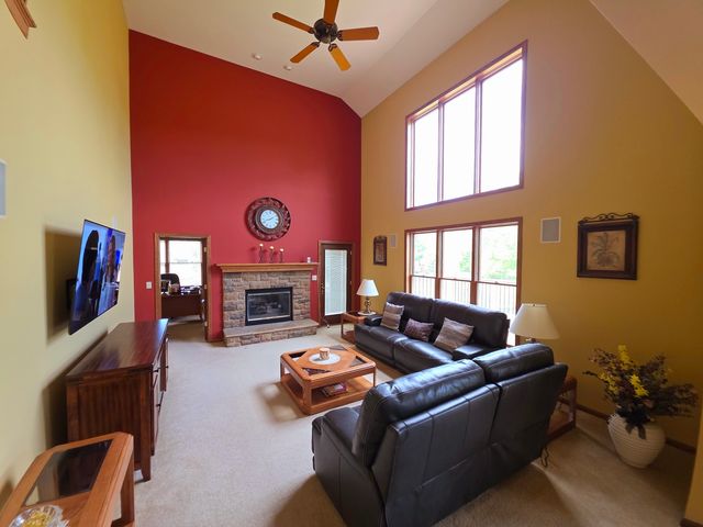 1117 Pinehurst Court, Antioch, IL 60002