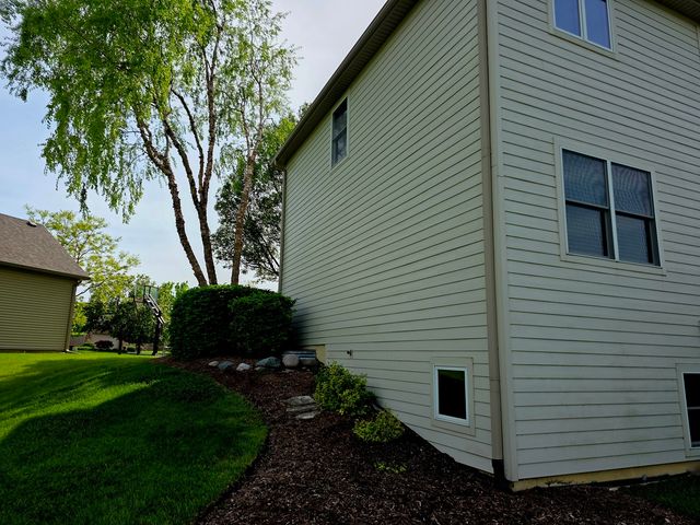 1117 Pinehurst Court, Antioch, IL 60002