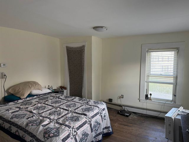 33 Field Avenue, Rutland City, VT 05701