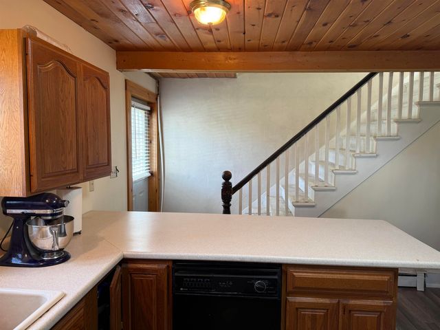 33 Field Avenue, Rutland City, VT 05701