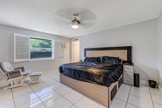 5431 SW 109th Avenue, Davie, FL 33328