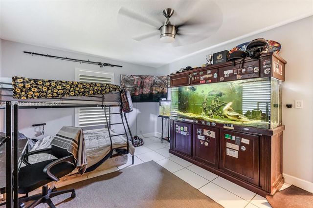 5431 SW 109th Avenue, Davie, FL 33328