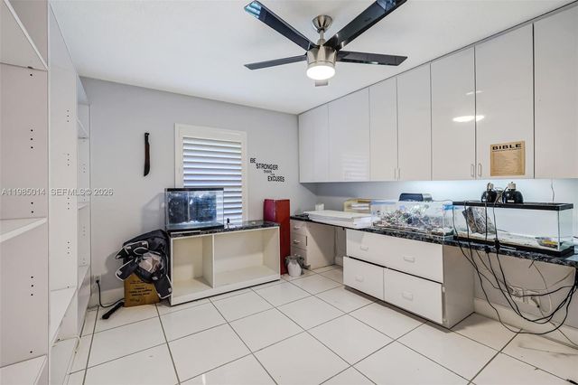 5431 SW 109th Avenue, Davie, FL 33328