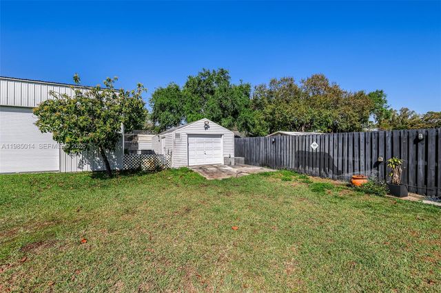 5431 SW 109th Avenue, Davie, FL 33328