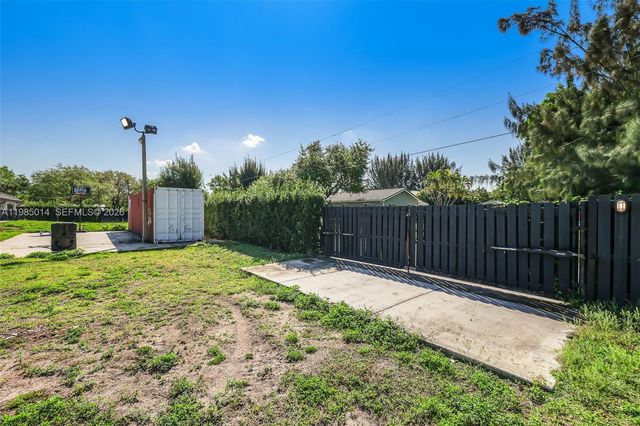 5431 SW 109th Avenue, Davie, FL 33328