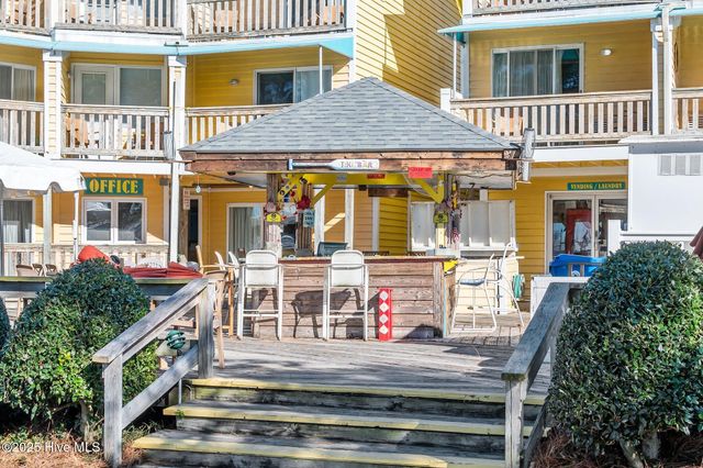 305 South Avenue # 33, Oriental, NC 28571