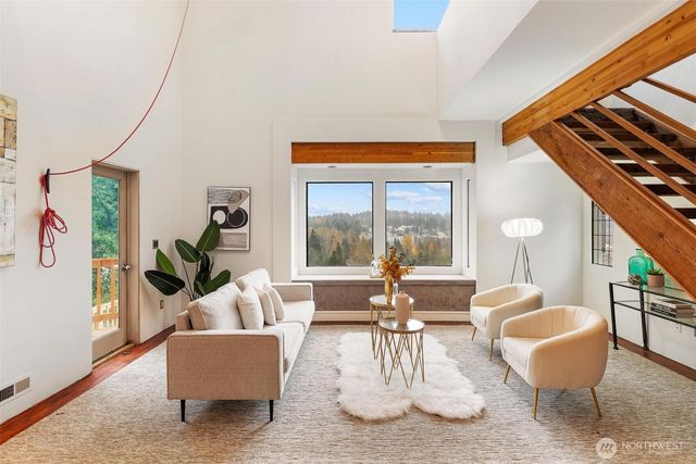 11804 90th Avenue NE, Kirkland, WA 98034