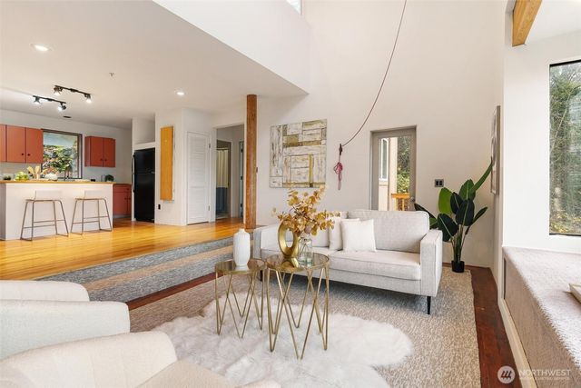 11804 90th Avenue NE, Kirkland, WA 98034