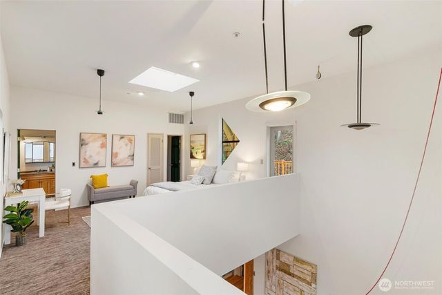 11804 90th Avenue NE, Kirkland, WA 98034