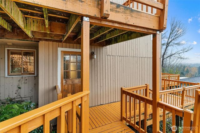 11804 90th Avenue NE, Kirkland, WA 98034