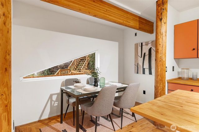 11804 90th Avenue NE, Kirkland, WA 98034